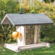 Dřevěné ptačí krmítko Bird Kitchen 